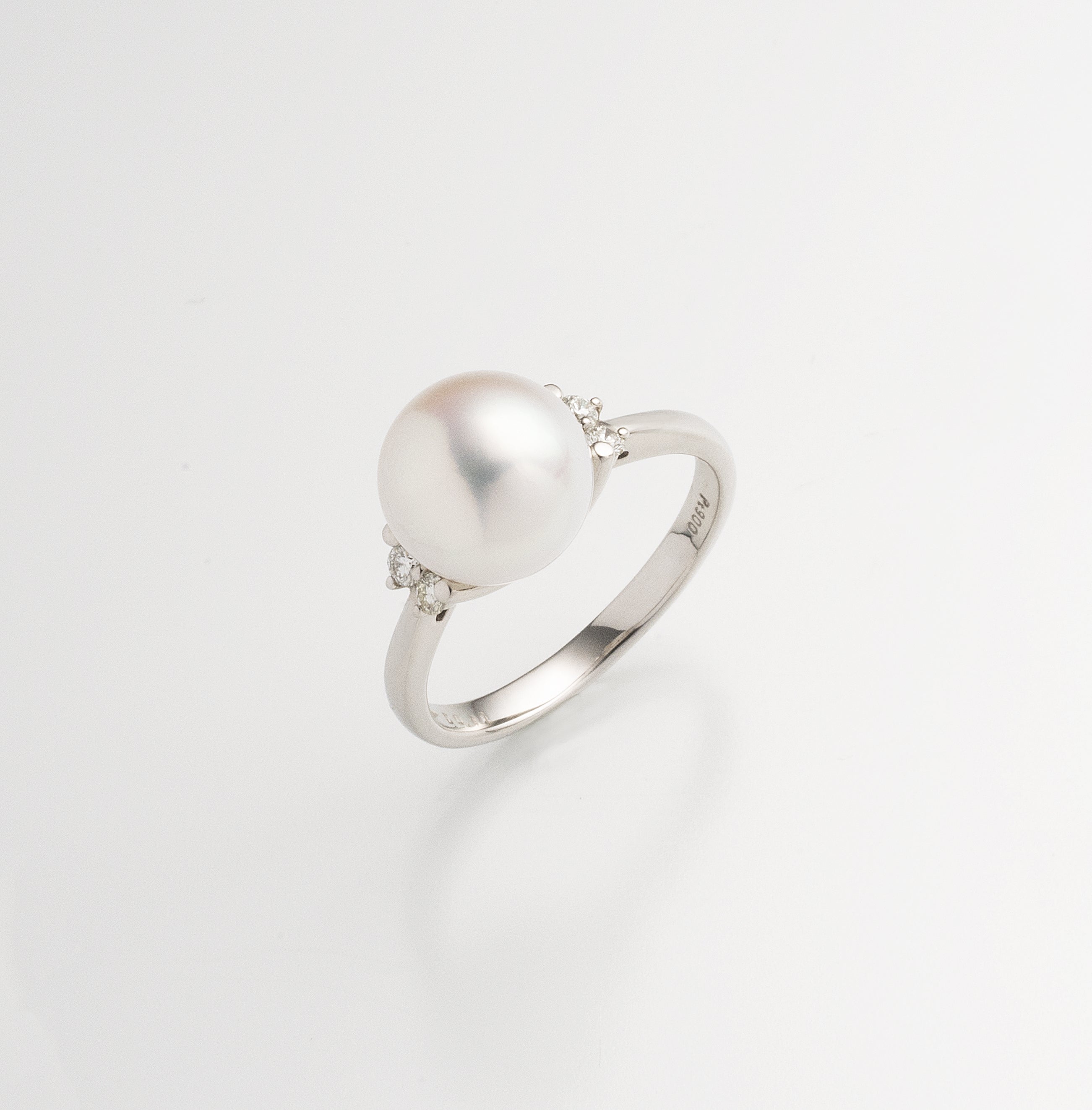 刻印あり真珠とダイヤの指輪 - リング