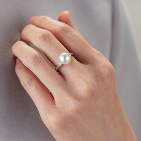 国産大人気Ｕ86　 アコヤ 真珠８．１mm ダイヤ０．１２ct　ｐｔ９００ 　指輪　１２号 白蝶（しろちょう）真珠